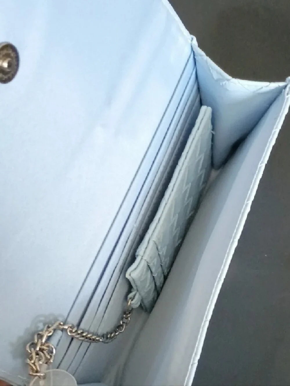 Time and Tru White Woven Clutch Wallet with Silver Hardware